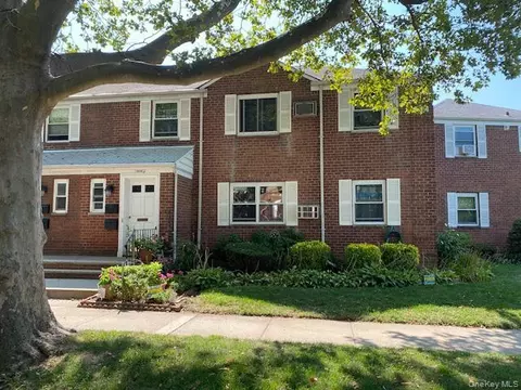 254-04 75th Ave #G-2, Glen Oaks, NY 11004