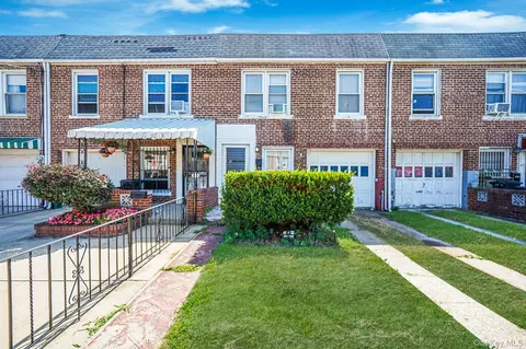13529 117th St, New York, NY 11420