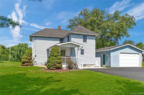 47 Greycourt Ave, Chester, NY 10918