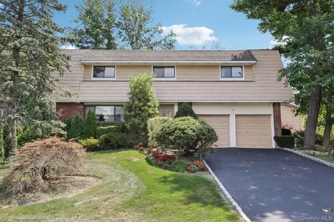 103 Gail Dr, New Rochelle, NY 10805