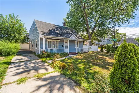 159 Spring Ln, Levittown, NY 11756