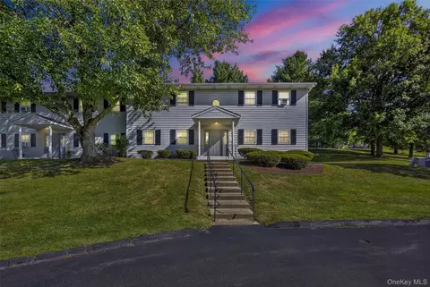 5 Yew Ct #E, Fishkill, NY 12524