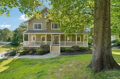 26 Summit Ave, Orangetown, NY 10983