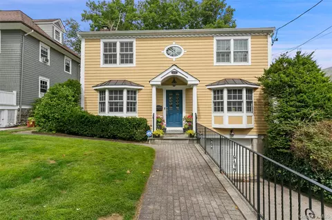 424 Warren Ave, Mamaroneck, NY 10543