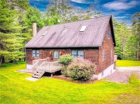 160 Yulan Barryville Rd, Highland, NY 12719