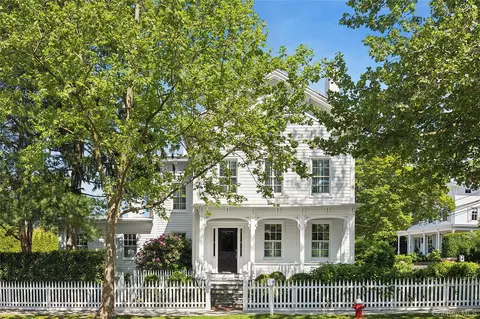 191 Main St, Sag Harbor, NY 11963