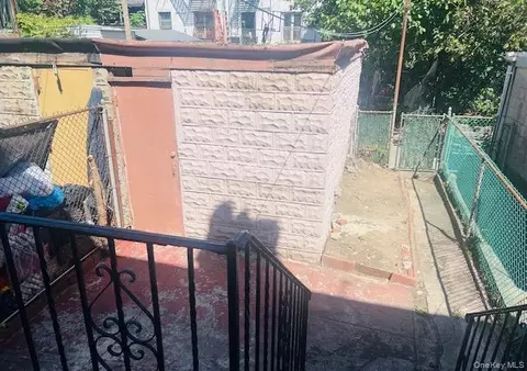 Exterior - 161 E 29th St, Brooklyn, NY 11226 photo 2 of 2