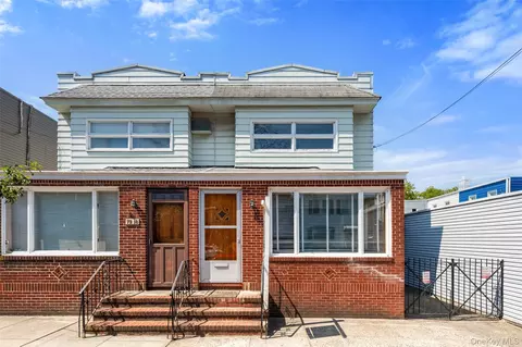 7214 72 Pl, New York, NY 11385