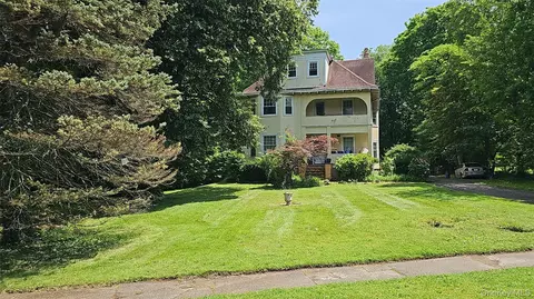 7 The Blvd, New Rochelle, NY 10801
