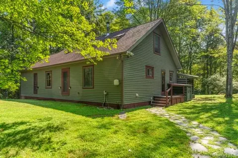 131 Mossybrook Rd, High Falls, NY 12440