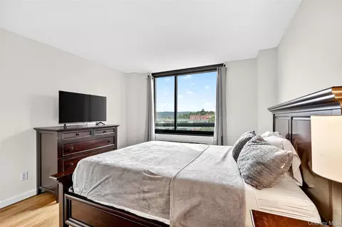 2287 Johnson Ave #10B, Bronx, NY 10463