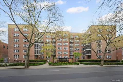 9231 57th Ave #1E, Elmhurst, NY 11373