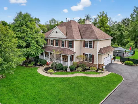 234 Buttonwood Way, East Fishkill, NY 12533
