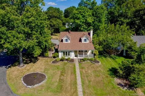 74 Oldert Dr, Orangetown, NY 10965