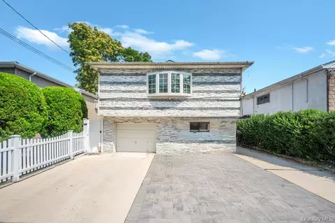 30 Sutton St, Hempstead, NY 11550