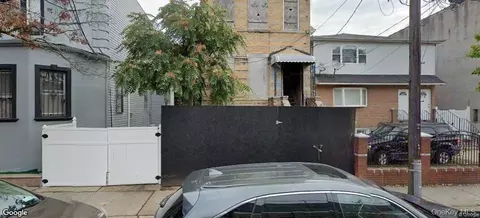 717 Hendrix St, Brooklyn, NY 11207