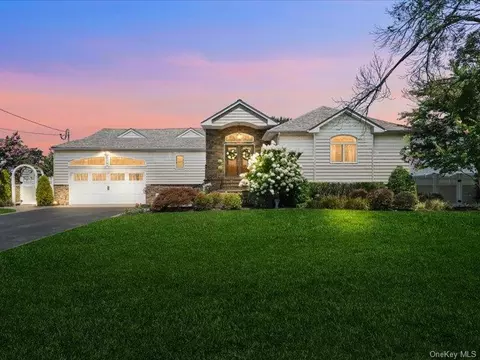77 Shore Rd, Amityville, NY 11701