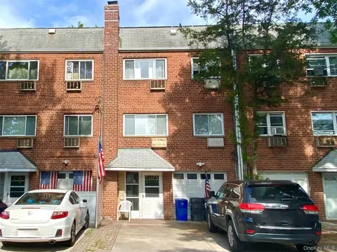 84-05 266th St, New York, NY 11001