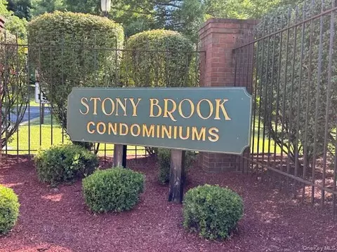 115 High Point Cir, Newburgh, NY 12550