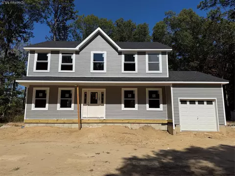 89 Mt Sinai Coram Rd # C, Coram, NY 11727