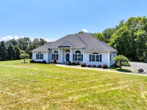 14 Regan Way, Germantown, NY 12526