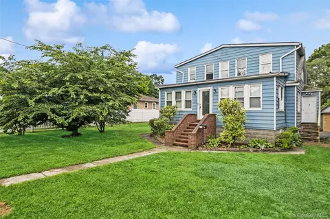 600 Little East Neck Rd, West Babylon, NY 11704