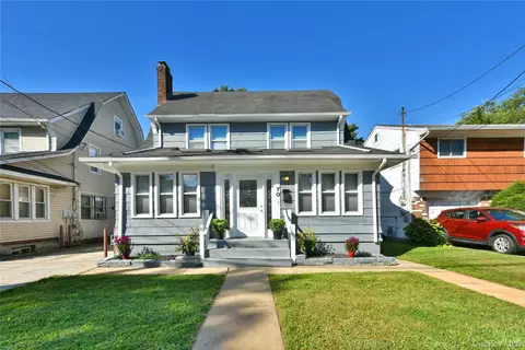 70 Baldwin Rd, Hempstead, NY 11550