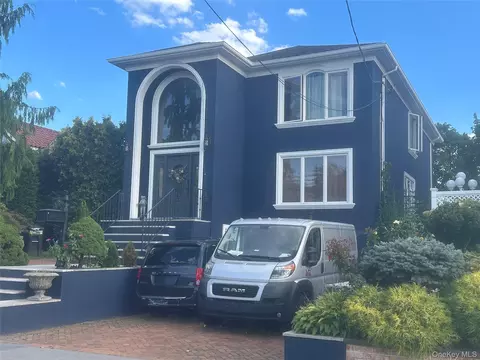 141-16 11th Ave, New York, NY 11357