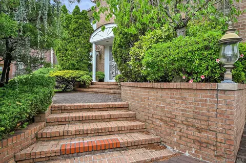 Exterior - 138-45 78th Dr, Flushing, NY 11367 photo 1 of 4