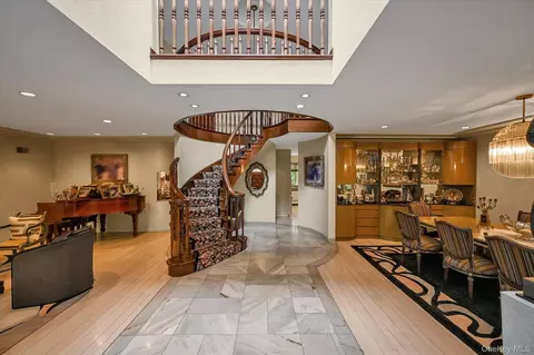 Entry Way - 138-45 78th Dr, Flushing, NY 11367 photo 2 of 5