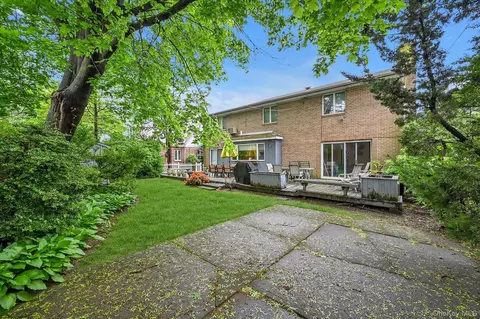 Exterior - 138-45 78th Dr, Flushing, NY 11367 photo 3 of 4