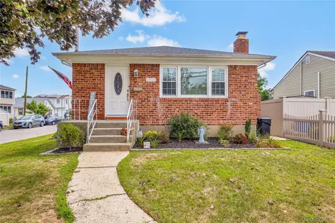 2522 Lincoln Blvd, North Bellmore, NY 11710