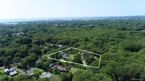 39 41 Foster Rd, Southampton, NY 11959