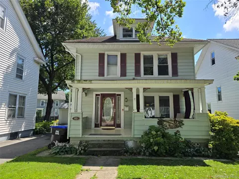 63 Manitou Ave, Poughkeepsie, NY 12603