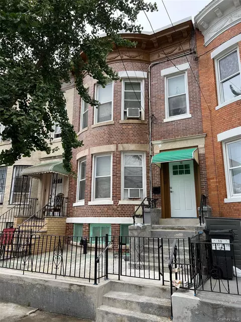 12 Danforth St, Brooklyn, NY 11208
