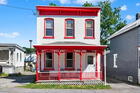 116 2nd St, Kingston, NY 12401