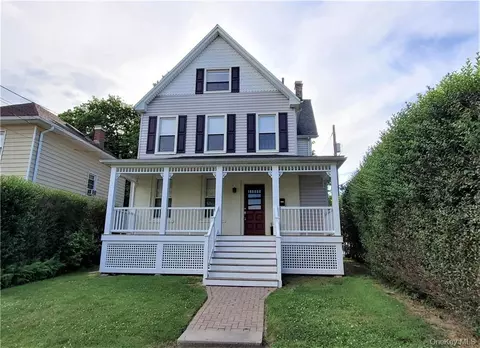 102 N Midland Ave, Clarkstown, NY 10960