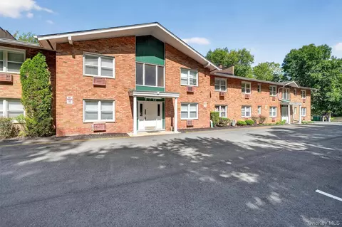 100 Dowd St #B10, Haverstraw, NY 10927