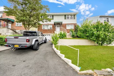 162 Bennett Ave, Yonkers, NY 10701