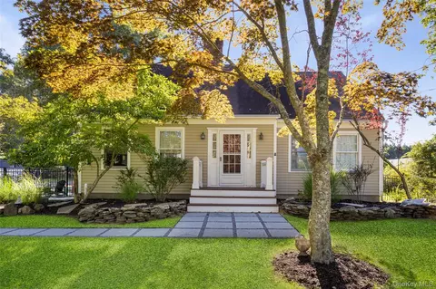 116 Bayview Ave, East Islip, NY 11730
