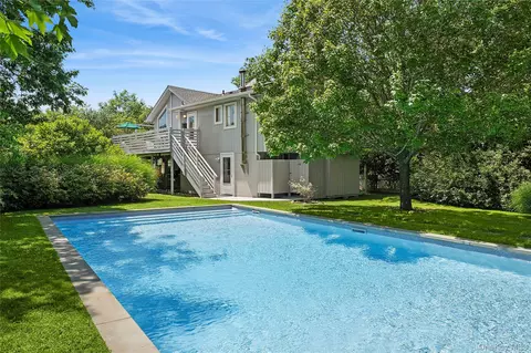 148 Monroe Dr, Montauk, NY 11954