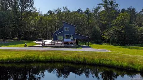 15 Deans Way, Neversink, NY 12765