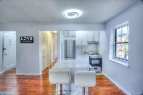 Kitchen - 14401 78th Rd #2B, Flushing, NY 11367 photo 1 of 6
