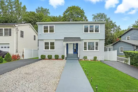 73 Sears Ave, Greenburgh, NY 10523