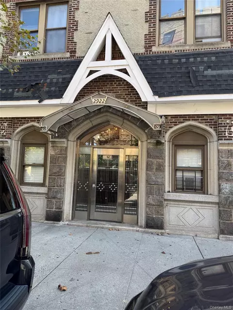 2925 Matthews Ave #3G, New York, NY 10467