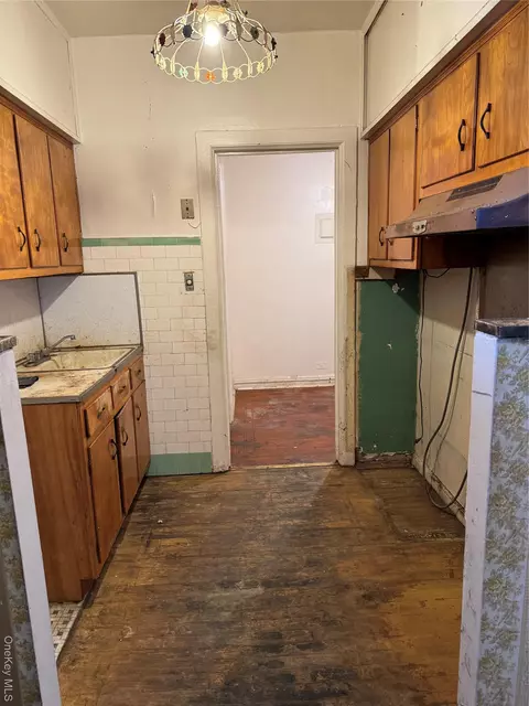 2925 Matthews Ave #4C, New York, NY 10467