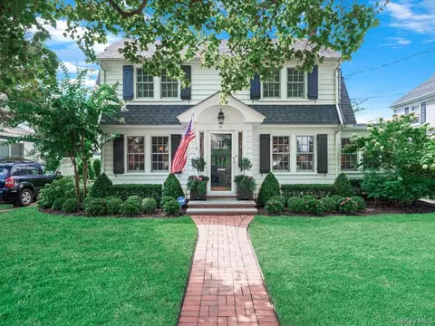 91 Chatham Pl, West Hempstead, NY 11552