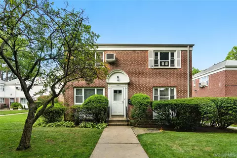 15-63 212 St #177, Bayside, NY 11360
