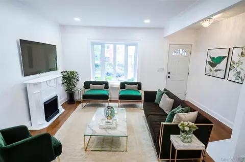 114-14 Inwood St, Jamaica, NY 11436