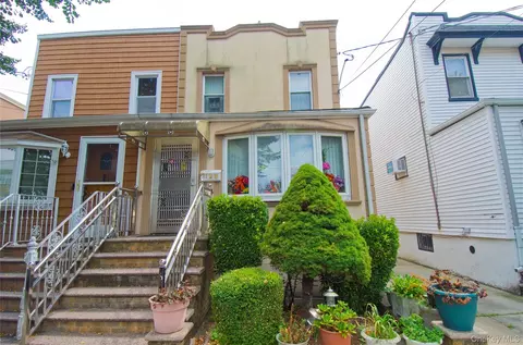 71-28 66th Dr, New York, NY 11379